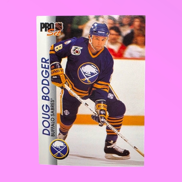 NHL 1992-93 Doug Bodger Buffalo Sabres #17 Pro Set Hockey Card - Picture 1 of 4